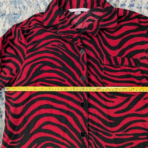 Victoria' Secret Pajama Set in Size XS - Red and Black Zebra Print - Picture 5 of 13